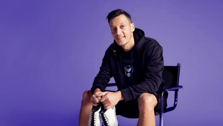 Wow! Mesut Oezil Tertarik Gabung Bali United