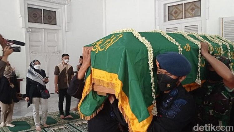 Selamat Jalan Eril! Jenazah Dibawa dari Gedung Pakuan Diiringi Salawat dan Tahlil