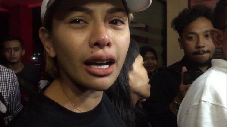 Terkejut Jadi Tersangka, Nikita Mirzani Protes: Status apa tuh? Masa? Coba lihat!