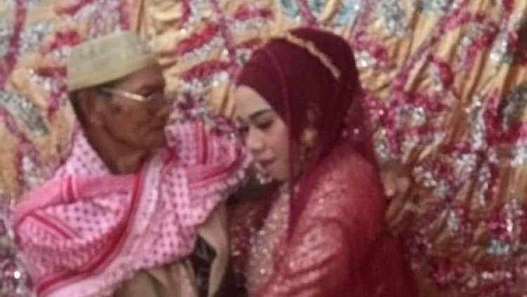Viral! Kakek Paduai 90 Tahun Nikahi Wanita Usia 28 Tahun Tak Lain Mantan Kakak Ipar
