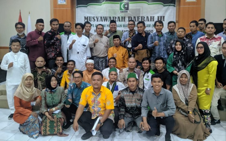 SAH! Syayuti Zahari Terpilih Ketum KAHMI Bungo 2022-2027