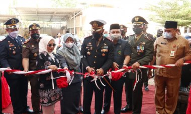 Sekda Mursidi Hadiri Puncak Acara HUT Bhayangkara ke-76 di Mapolres Bungo