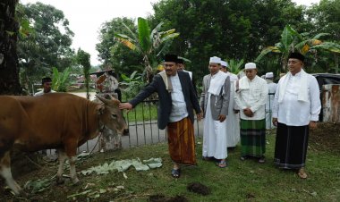 Bupati Bungo Mashuri Sholat Idul Adha 1443 H di Masjid Agung Al-Mubarok, Begini Pesannya