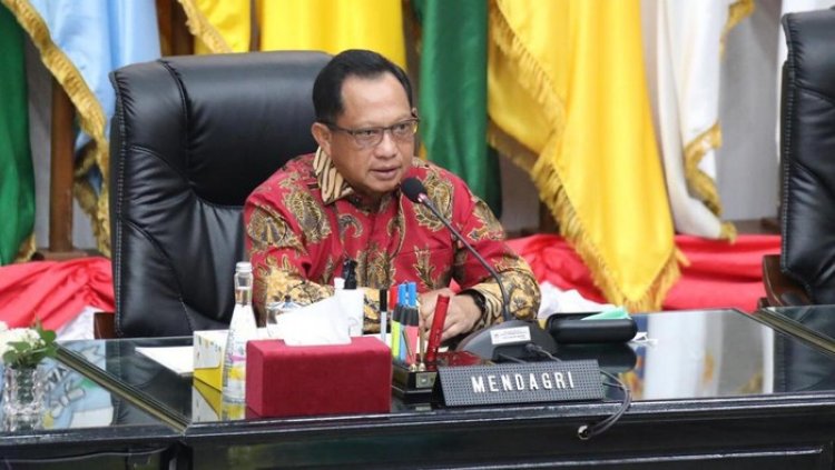 Nah Loh! Mendagri Izinkan Plt Kepala Daerah Berhentikan ASN Hingga Mutasi