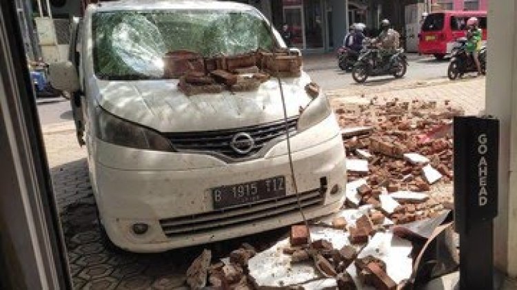 Bupati Cianjur Sebut Rumah-rumah Hancur, Warga Histeris Saat Gempa