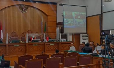 Hakim Terkait Klaim Kuat Tak Lihat Sambo Tembak Yosua: Pernyataan Kamu Kayak Ricky!