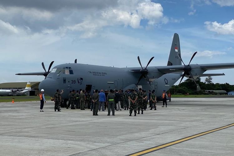 TNI AU Siapkan 12 Pilot untuk Terbangkan Pesawat C-130J Super Hercules