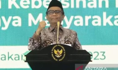 Menkopolhukam Mahfud MD Diangkat Jadi Duta Keterbukaan Informasi