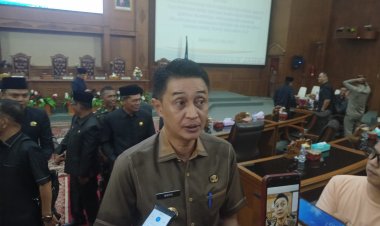 Pj Bupati Muaro Jambi Geram, Sorot Kadishub, Kadis PUPR Absen Saat Paripurna!