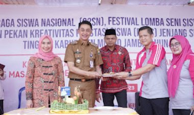 Ketua DPRD Muaro Jambi Hadiri Pembukaan O2SN dan FLS2N Tingkat SD/SMP 2023