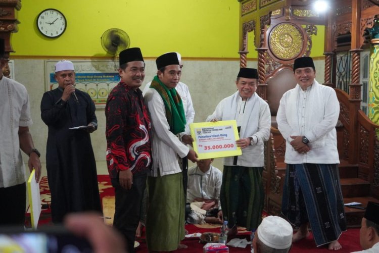 Gubernur Al Haris Serahkan Penghargaan dan Santunan PNS Purnabakti Pemprov Jambi di Sarolangun