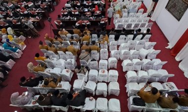 Duh! Rapat Paripurna DPRD Bungo Sepi Saat Mendengarkan Pidato Kenegaraan Presiden Joko Widodo