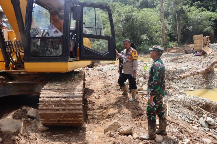 Dandim dan Kapolres Pimpin Operasi Stop PETI di Bungo, Satu Pelaku dan Eskavator Diamankan