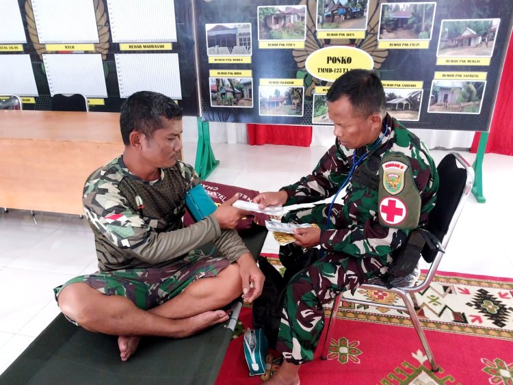 Gerakan Layanan Pengobatan Gratis dalam TMMD Tebo Ulu