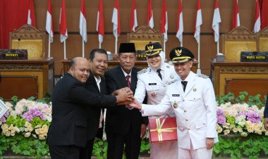 Hadiri Sertijab Bupati dan Wabup Tanjabtim, Wagub Sani Harap Program yang Disusun Juga Adaptif dengan Berbagai Perubahan