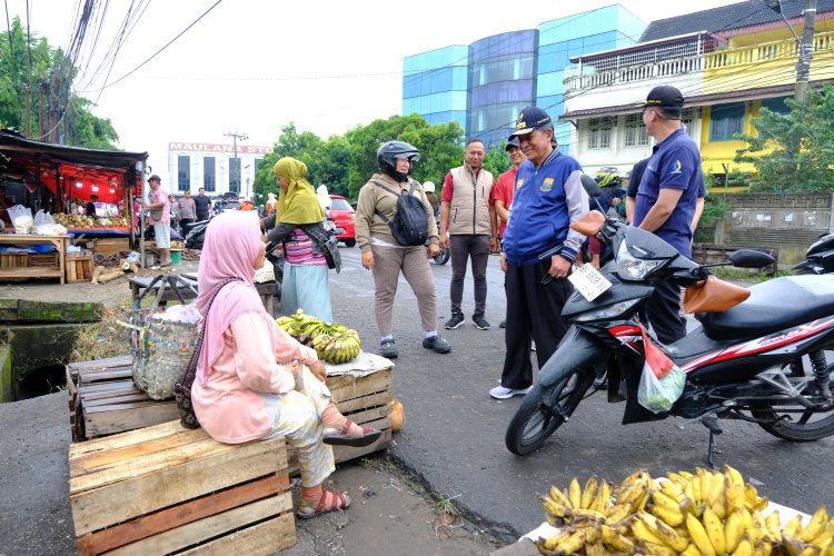 Wagub Sani Optimis Program Karya Bakti Gerakan Jum'at Bersih Tingkatkan Kepedulian Masyarakat