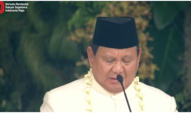 PERDANA! Prabowo Pimpin Upacara HUT ke-80 RI, Lantang Bacakan Teks Proklamasi di Istana