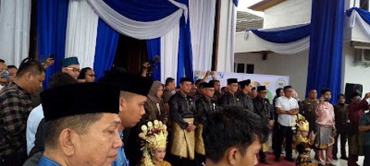 Unsur Pimpinan DPRD Muaro Jambi Sambut Kedatangan Gubernur Jambi