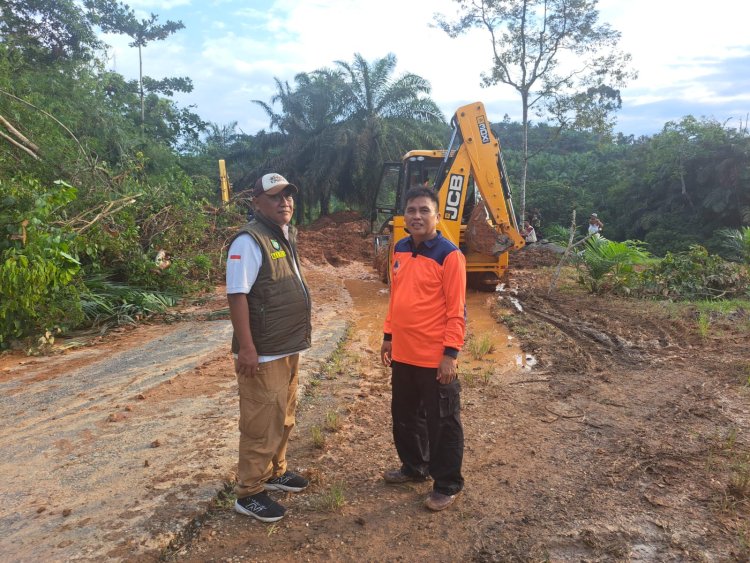 Banjir Surut, Longsor Tertangani: Akses Pelayang-Limbur Kembali Normal, BPBD Bungo Siaga Penuh