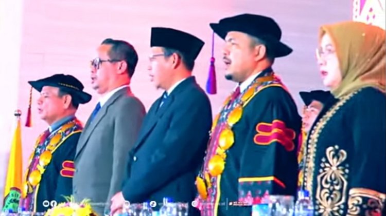 Wisuda ke-7 UM Jambi: 400 Lulusan Resmi Dikukuhkan, Kampus Tegaskan Peran sebagai Pelopor Pendidikan Berkemajuan