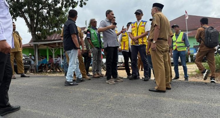Edi Purwanto Pastikan Jalan Inpres Lima Desa di Sarolangun Berkualitas dan Tepat Sasaran