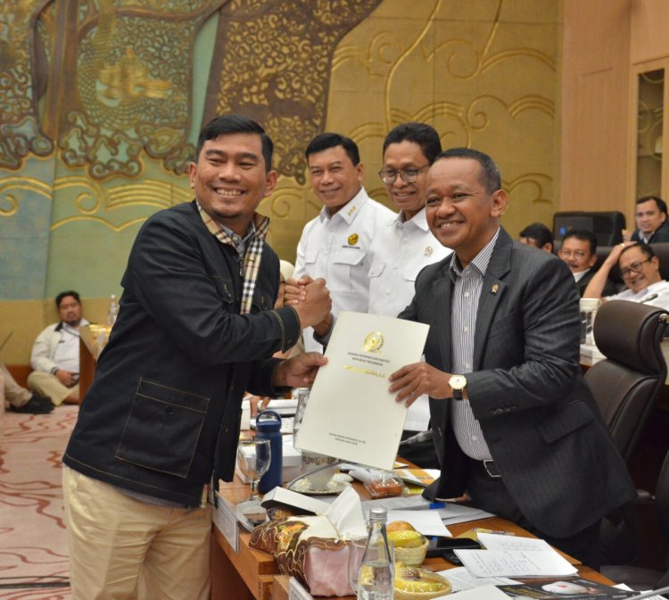 Rocky Candra Desak Ketegasan ESDM Atasi PETI dan Solusinya: "Harus Tunggu Berapa Orang Lagi Meninggal?"