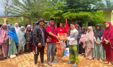 DPC PDI Perjuangan Bungo Salurkan Ratusan Paket Sembako untuk Korban Banjir di Tanjung Menanti dan Lubuk Tenam
