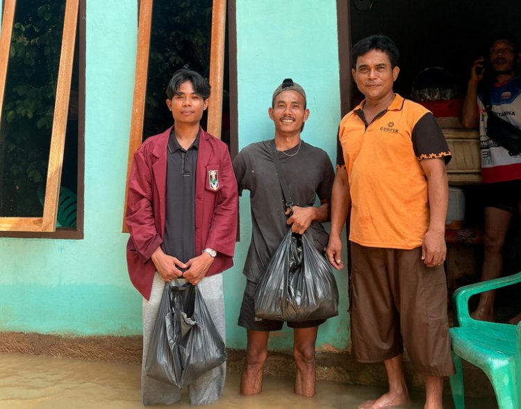 IMM UMMUBA dan LAZISMU Bungo Bergerak Bantu Korban Banjir, Bagikan Ratusan Paket Makanan Gratis
