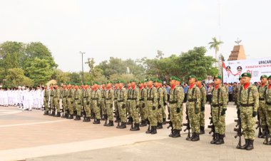 Prajurit Brigif TP 34 Cakra Buana Terlibat dalam Formasi Paskibraka Upacara HUT RI ke-81 di Indramayu