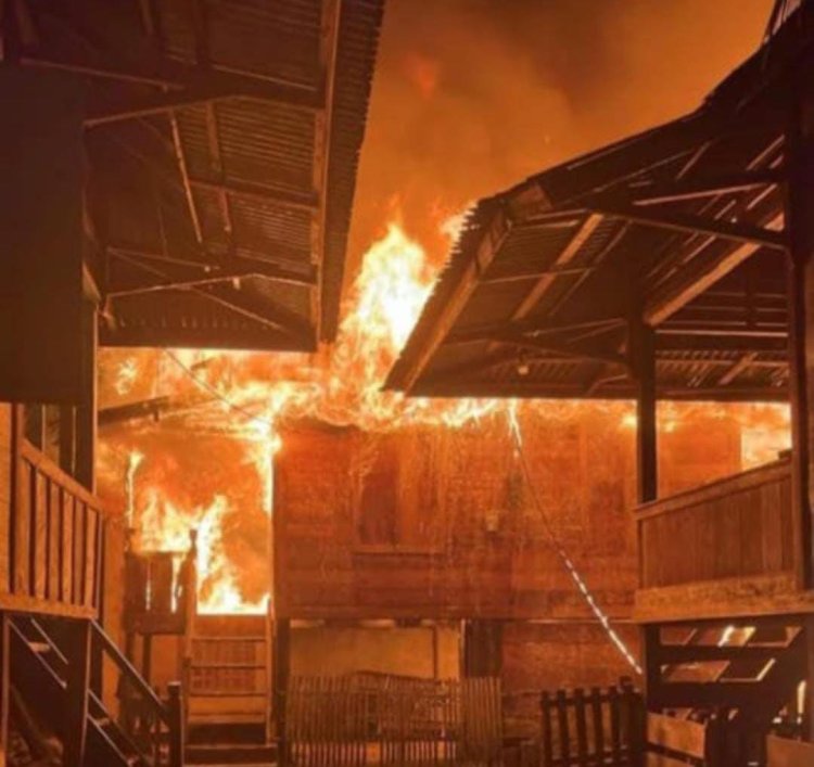 9 Rumah Ludes Terbakar, Warga Dusun Buat Kehilangan Harta Benda Rp1,6 Miliar