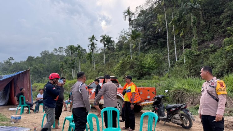Bawi Hanyut di Sungai Batang Asai, Polsek, BPBD dan Warga Turun Lakukan Pencarian