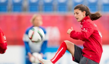 Timnas Sepak Bola Putri Swiss Tewas Saat Berenang