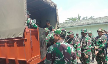 2 SST TNI Diterjunkan Perbantuan Satgas Karhutla di Kumpeh Ulu