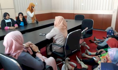 BREAKING NEWS!!! Puluhan Paramedis Puskesmas di Merangin Demo Tuntut TPP ke DPRD