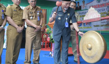 H Mashuri Buka Bursa Inovasi Desa Cluster V