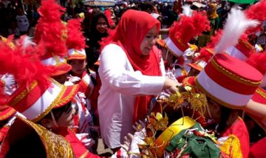 Bupati Masnah Hadiri Pesta Rakyat Dirgahayu RI ke-74 di Kecamatan Kumpeh