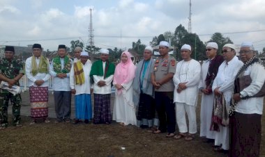 Hadiri Shalat Istisqa, Bupati Masnah: Kita Berharap Allah Menurunkan Rahmatnya