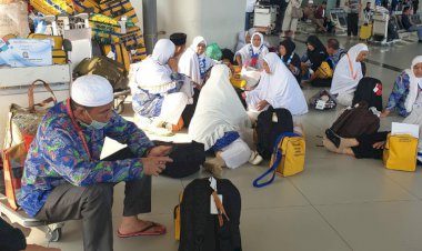23 Jemaah Haji Plus Tiba di Bungo, Satu Jemaah Reguler Dipulangkan Lebih Awal
