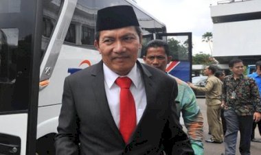 DPR Pilih Firli, Saut Situmorang Mundur dari Wakil Ketua KPK