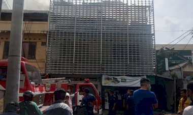 BREAKING NEWS!! Api Lalap Bank Syariah Mandiri Pasar Jambi