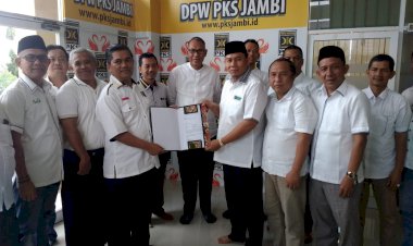 Fasha Melamar ke PKS, Timses: PKS Kami Anggap Partai Kami Sendiri!