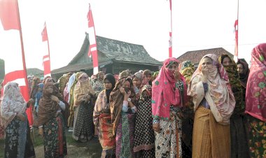 Keunikan Tudung Lingkup Jambi, Begini Cara Tobo Tanjung Pasir Lestarikan