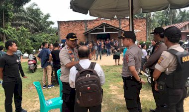 Kapolres Muarojambi Pantau Ibadah Umat Kristiani di Mendalo Darat