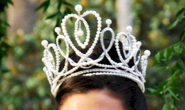 Putri Pariwisata Indonesia Ditangkap karena Prostitusi Online