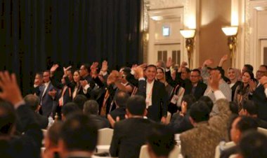 Iwan Bule Menang Telak di KLB PSSI