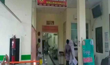 Duh! Ustadz Usman Dibacok Saat Sedang Mengaji di Musala oleh Kakek-kakek