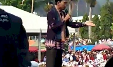 Ribuan Jamaah Sungaipenuh Semangat Dengarkan Tausiyah UAS