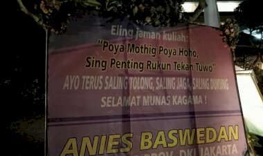 Poya Mothing Poya Haha Bahasa Anies Dalam Karangan Bunga, Bahasa Apa Ini?