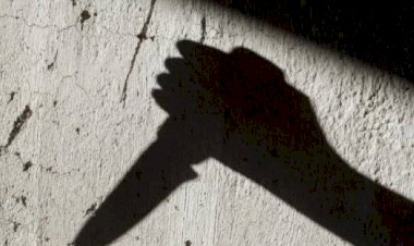 Siswa SMA Tusuk Gurunya Gara-gara Cinta