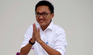 Staf Khusus Presiden Digaji Rp51 Juta dan Boleh Punya Lima Asisten